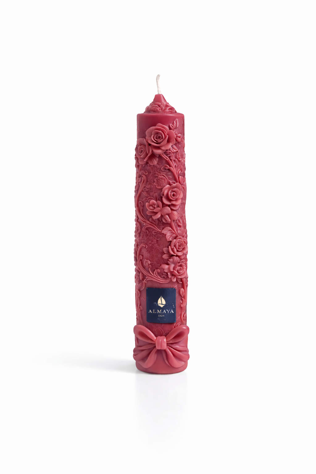 Vela cónica de autor Aura Atelier ROSAE con diseño floral ornamental, elaborada artesanalmente en color Rojo Borgoña.