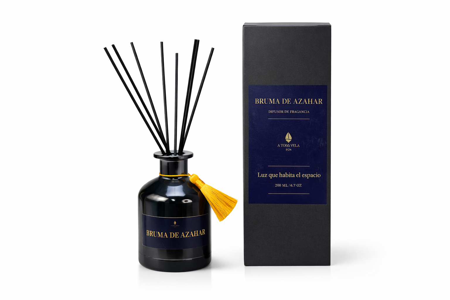 Difusor de fragancia Bruma de Azahar con estuche premium negro y diseño elegante de A Toda Vela BCN