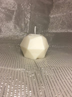 ela aromática minimalista forma esfera facetada.