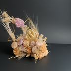 Vela Artesanal Nacimiento Navideño Flores con Sagrada Familia, trigo seco y soporte de estrella dorado.
