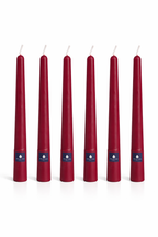 Pack de 6 velas cónicas Áurea  Borgoña, velas artesanales de alta gama para bodas, eventos y decoración de lujo.